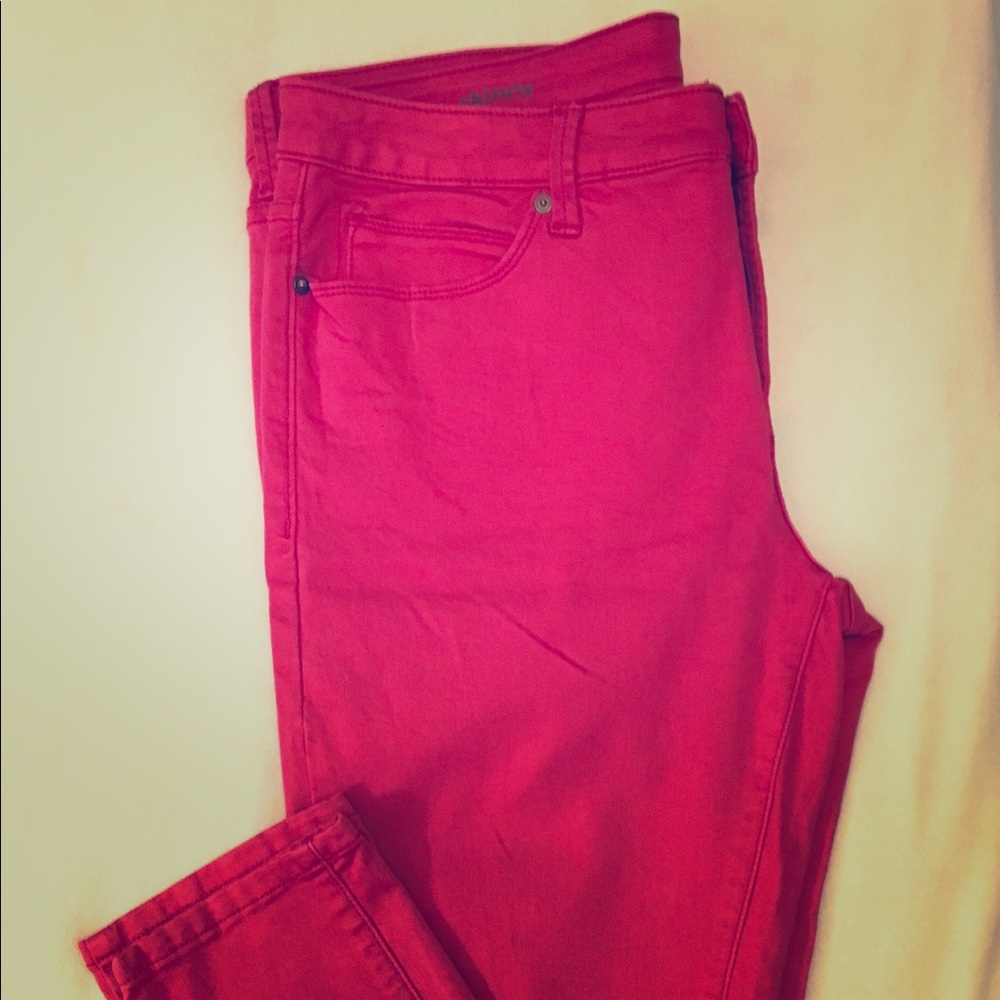 Hot pink ankle length jeans